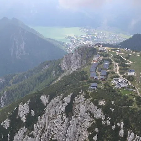 Hüttenresort Feuerkogel *